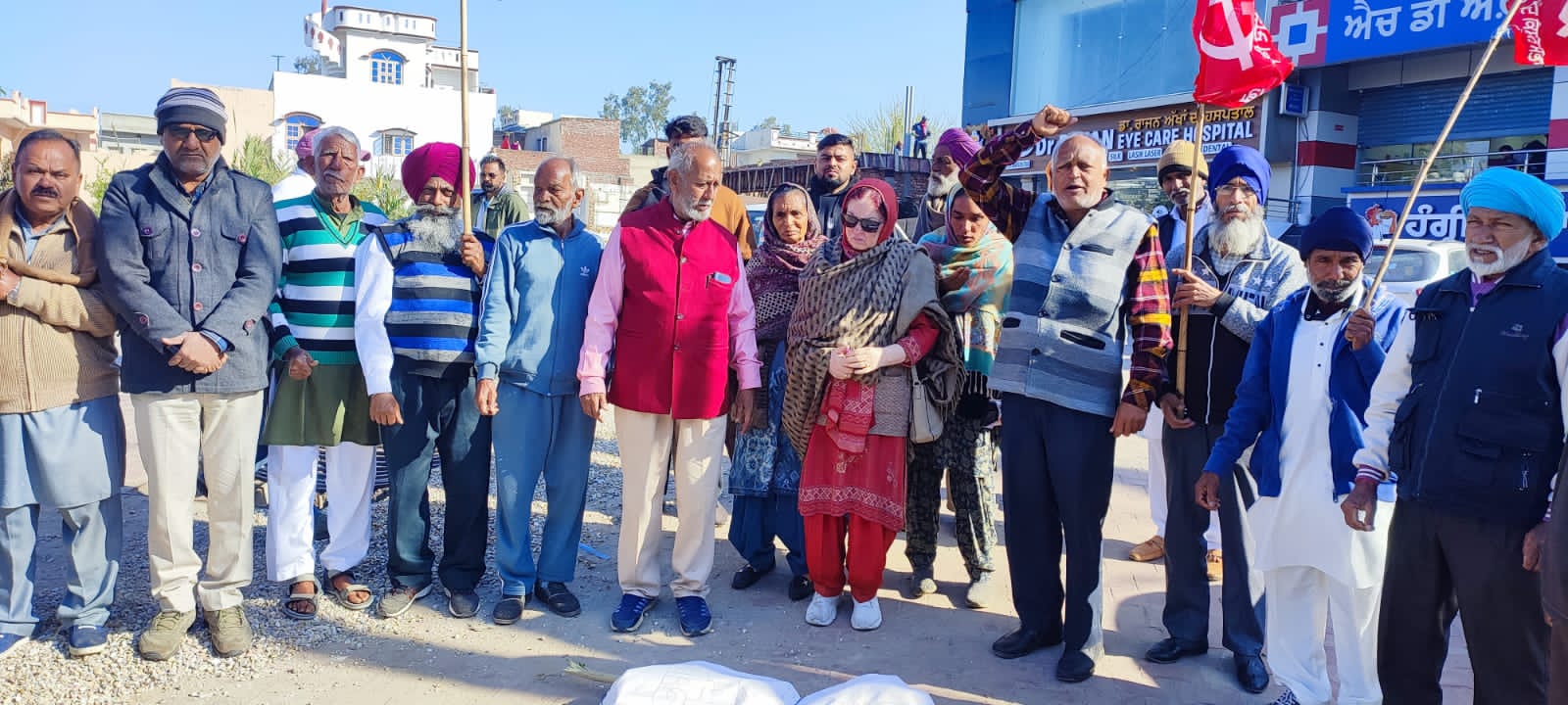 अखिल भारतीय किसान सभा ने गढ़शंकर में पंजाब सरकार के खिलाफ किया प्रदर्शन